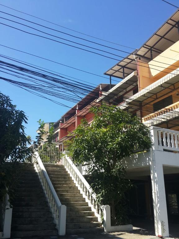 Vanilla Place Pattaya Buitenkant foto